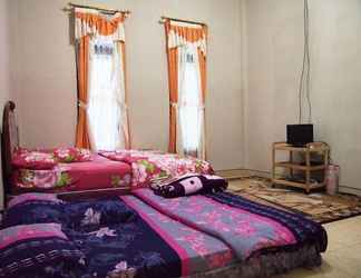 Bedroom 2 Homestay Abadi 