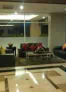 Majesty Studio Room at Apartemen Puri Park View