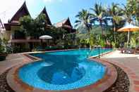 Kolam Renang Kata Interhouse Resort