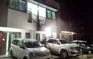 Exterior 4 Balige J&J Guesthouse 1