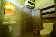 Phòng tắm bên trong Utopia Eco Lodge