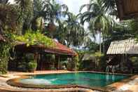 Swimming Pool Frog and Catfish Country Inn Krabi