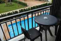 สระว่ายน้ำ Friendly Hotel Krabi