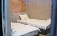 Kamar Tidur 4 Chartame Boutique Hotel