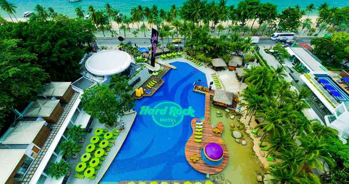 Kolam Renang Hard Rock Hotel Pattaya