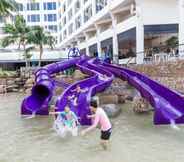 Kolam Renang 7 Hard Rock Hotel Pattaya