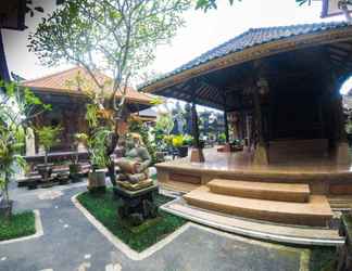 Lobby 2 Jungut Guest House