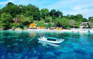 Hồ bơi 3 Nusa Ela Resort
