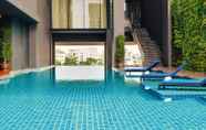 Kolam Renang 3 Mövenpick Residences Ekkamai Bangkok