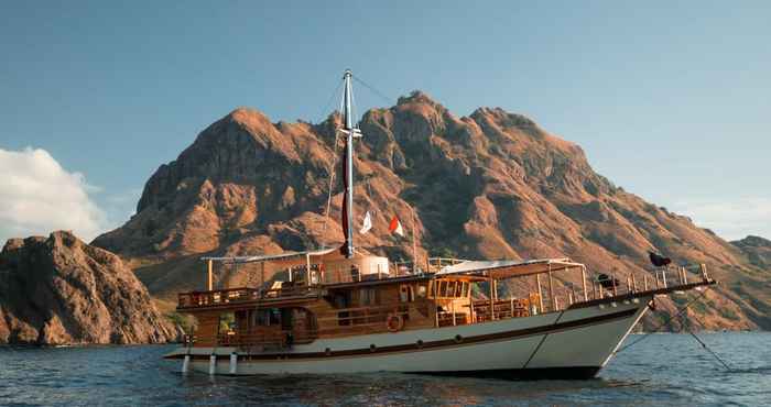 Exterior La Unua Liveaboard