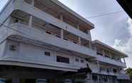 Exterior 2 Phoenix Hotel Bitung