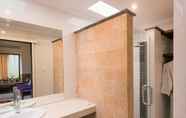 In-room Bathroom 4 Taluh Bebek Ubud Private Villas