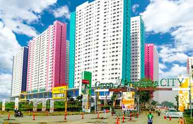 Lobi 2 Apartemen Green pramuka City by Vika