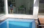 Kolam Renang 3 Khomestay Jogja