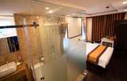 In-room Bathroom 7 Dhp Luxury Hotel Nha Trang