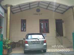 Exterior 4 Full House 3 Bedroom at Homestay Citro Djojo