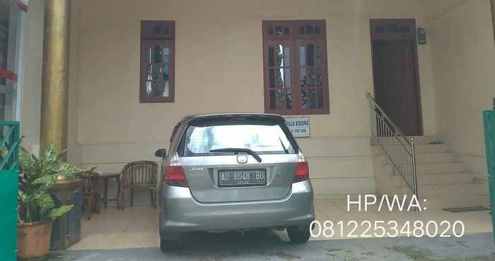 Exterior Full House 3 Bedroom at Homestay Citro Djojo