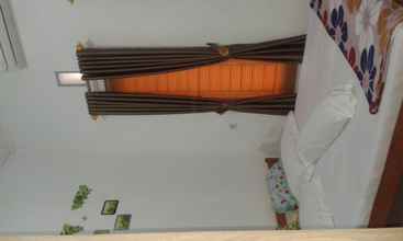 Kamar Tidur 4 Lika Homestay Near Airport