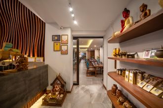 로비 4 Riversoul Boutique