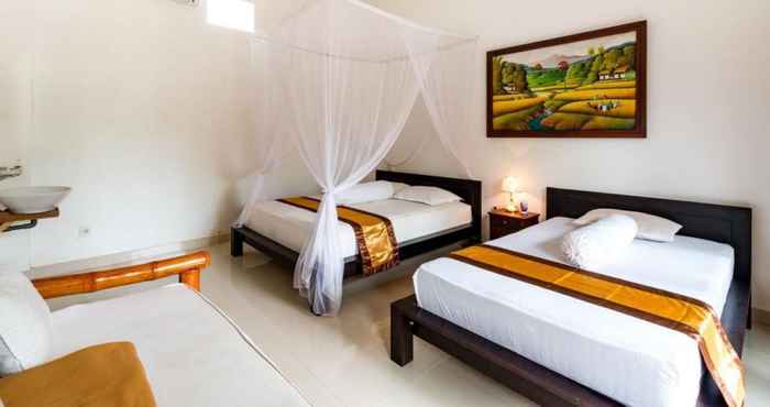 Bedroom Medewi Surf Lodge