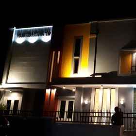 Exterior / Building 3 Rama Transito Hotel, Manokwari Port Hotels