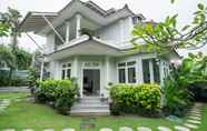 Exterior 6 Seminyak-Umalas Tropical Mansion