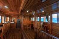 Lobi Helena Liveaboard