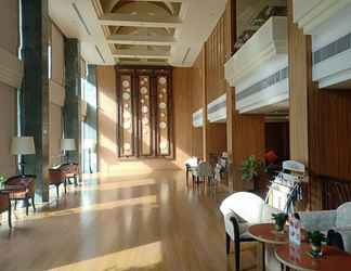 Lobby 2 Maruay Garden Hotel