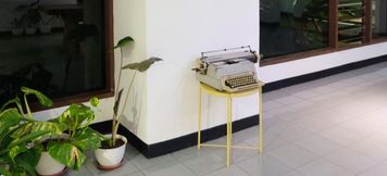 Lobby 5 Rarem Hotel