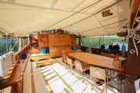 Lobi Tanaka Liveaboard