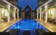 Swimming Pool 6 Hotel Matana