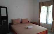 Kamar Tidur 7 Chemel Homestay