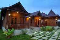 Luar Bangunan Omah Teras Bata Guesthouse