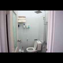 In-room Bathroom 4 Full House 3 Bedroom at Griya Rini Homestay