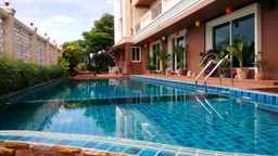 Convenient Grand Plus Hotel Suvarnabhumi, USD 29.33