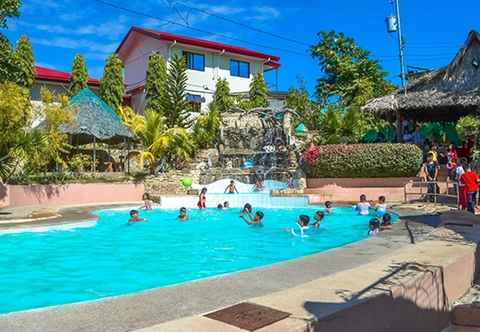 Hồ bơi Terraza de Nino Resort