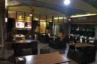 Bar, Kafe, dan Lounge Hotel Setia Sintang