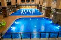 Swimming Pool Grand Padis Hotel