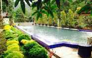 Swimming Pool 7 Villa Rumah Kayu Lubuk Minturun