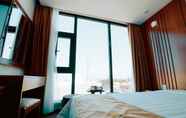Bedroom 5 Mira Hotel