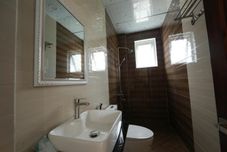 객실 내 욕실 The Light Hotel Dalat