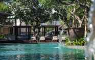 Swimming Pool 7 Ramayana Suites