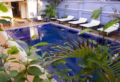 Swimming Pool 4 Champey Villa