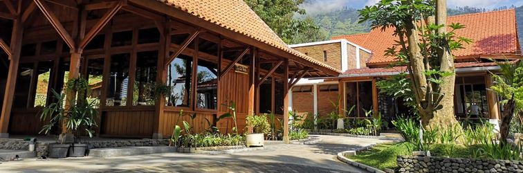 Lobby De Potrek Bromo Hotel & Restaurant
