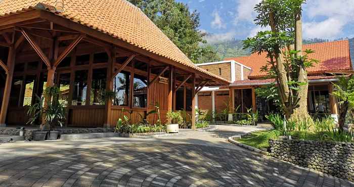 Lobby De Potrek Bromo Hotel & Restaurant