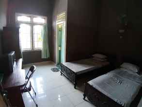 Bedroom 4 Hotel Syailendra