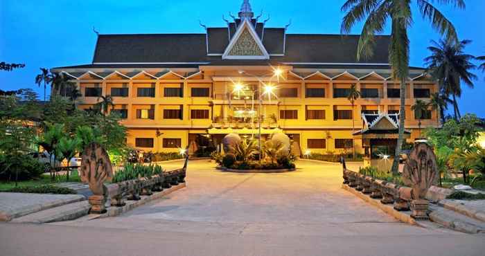 ภายนอกอาคาร Angkor Hotel