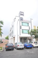 外部的 4 M Design Hotel @ Seri Kembangan