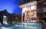 Swimming Pool 2 Lub d Cambodia Siem Reap