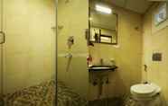 In-room Bathroom 3 Crest Hotel